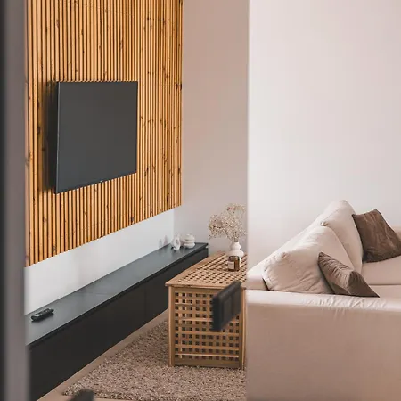 아파트 2homerent Humo